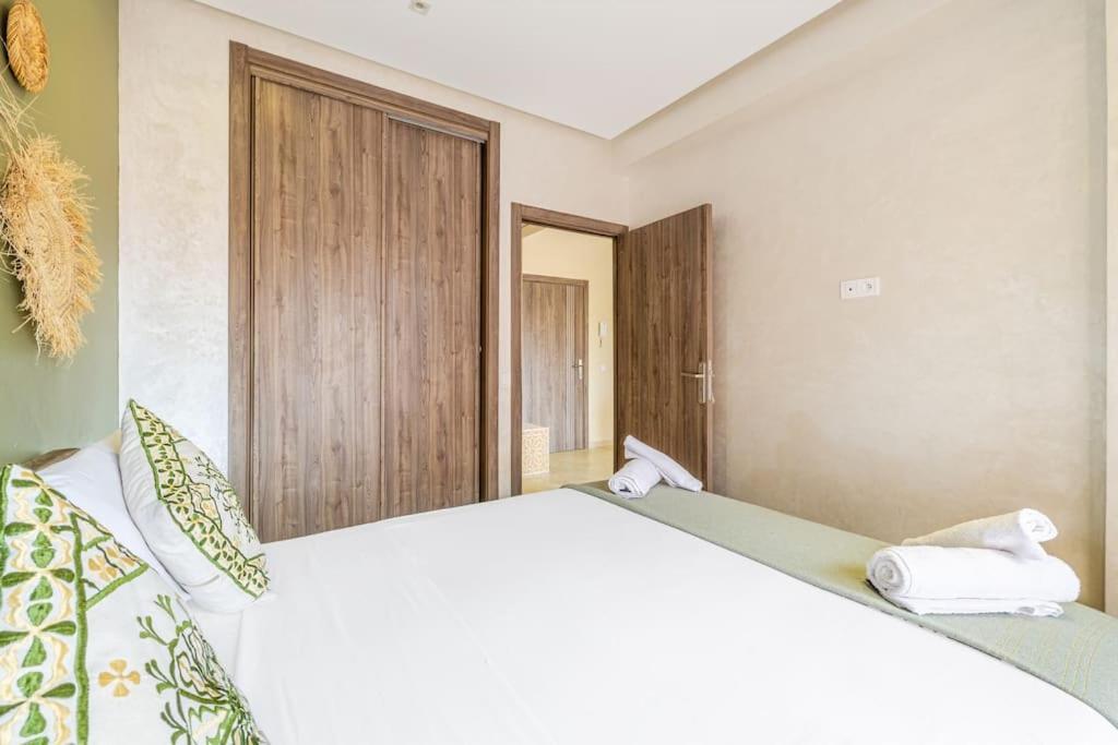 Appartement Cozy And Brand New Luxury Flat And Hypercenter Marrakech à Marrakesh Extérieur photo
